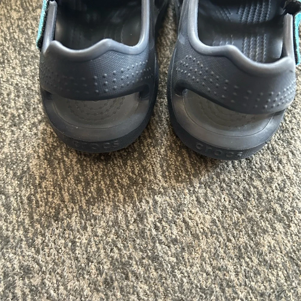 Crocs Size J2 Navy Blue Swiftwater Wave‎ Sandals